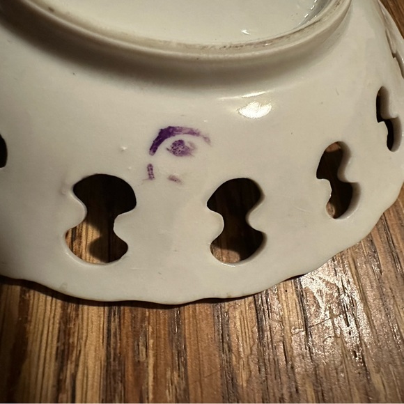 Small Plate with fruit basket cherries apples - Picture 4 of 4